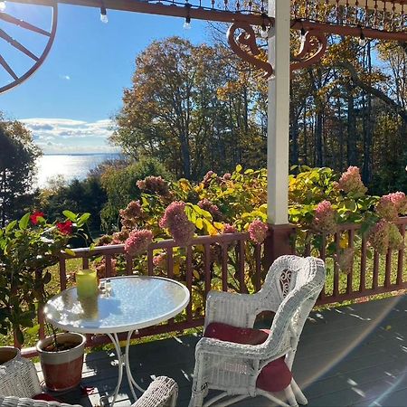 Bed and Breakfast Victorian By The Sea Lincolnville Exterior foto