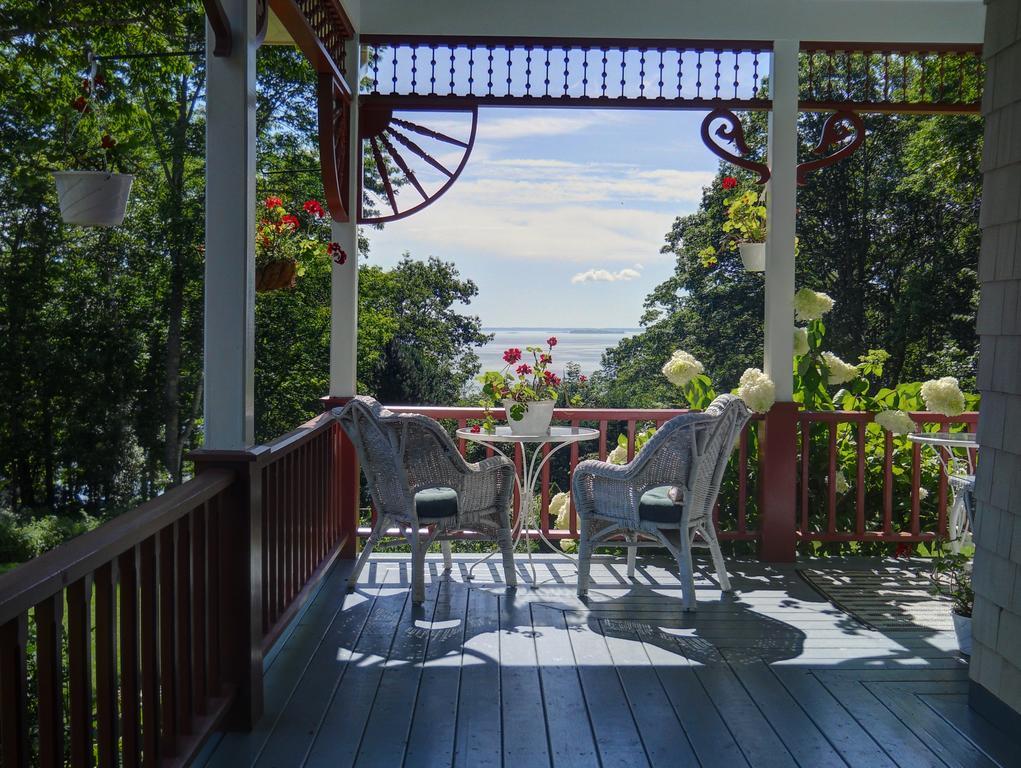 Bed and Breakfast Victorian By The Sea Lincolnville Exterior foto
